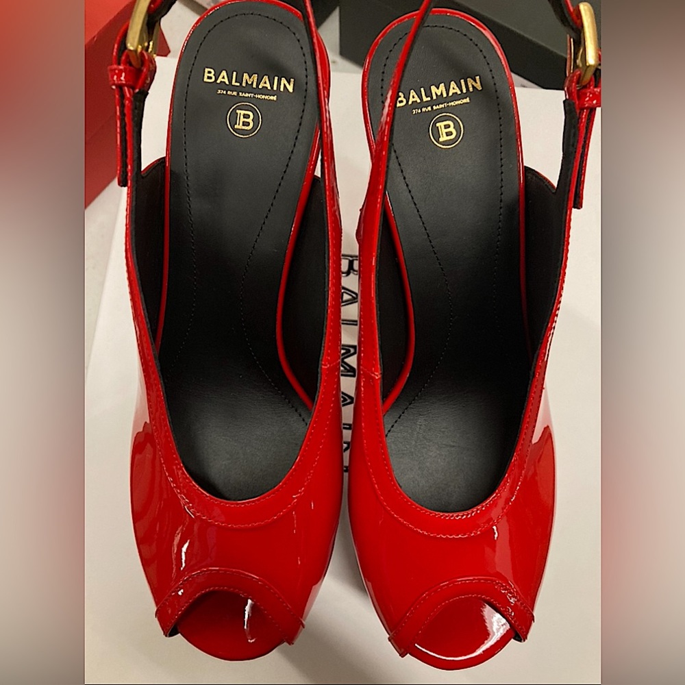 Balmain Patent Peep-Toe Slingback Platform Pumps - Picture 2 of 5